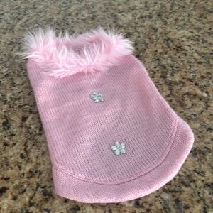 Dog pink sweater with faux fur